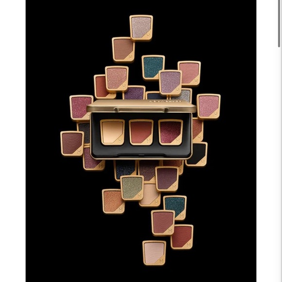 NIB - HOURGLASS Curator Eyeshadow Refill - Ice - Picture 2 of 13